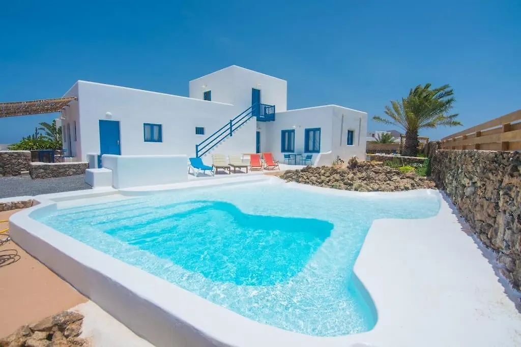 Villa Alfonso New, With Local Traditional Style Lajares Spain