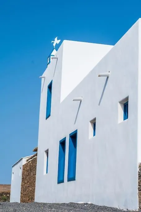 Villa Alfonso New, With Local Traditional Style Lajares Spain