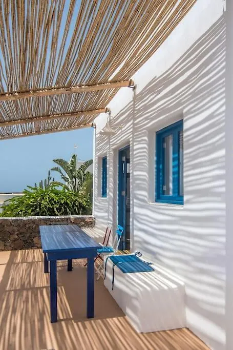 Villa Alfonso New, With Local Traditional Style Lajares