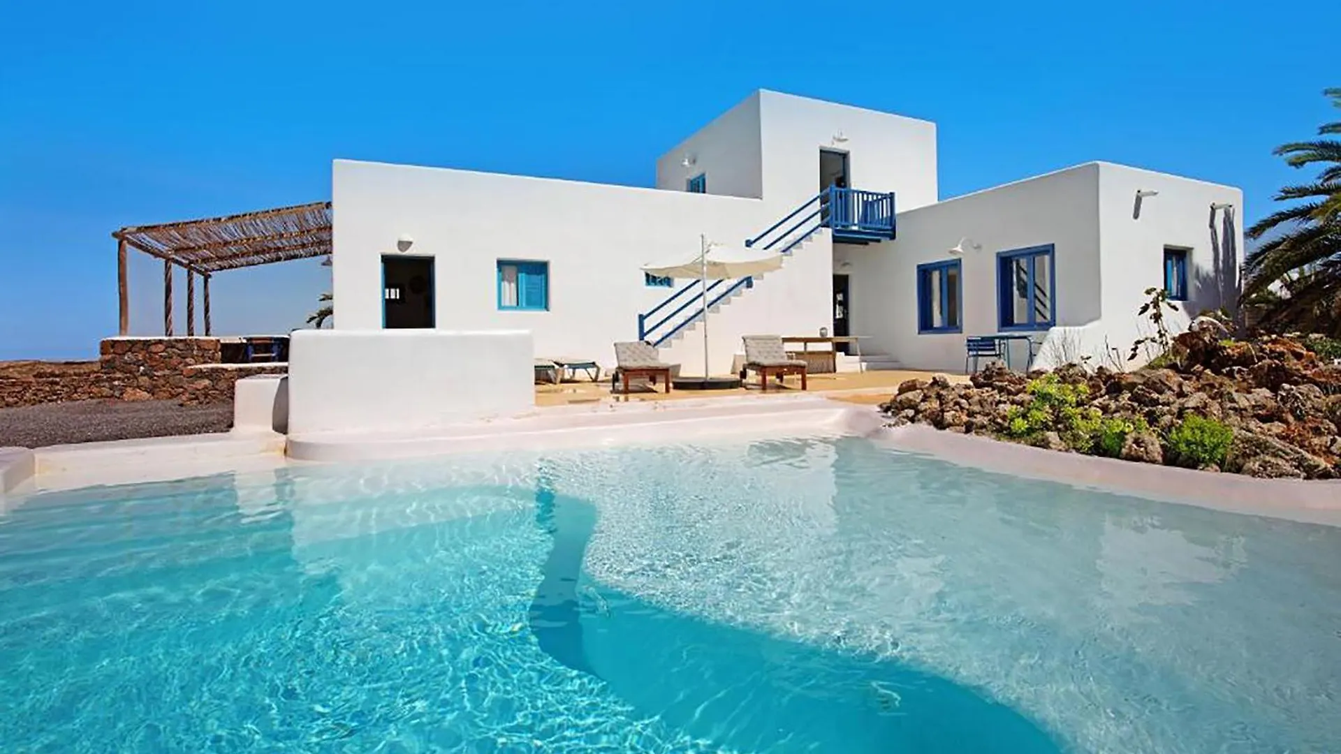 Villa Alfonso New, With Local Traditional Style Lajares
